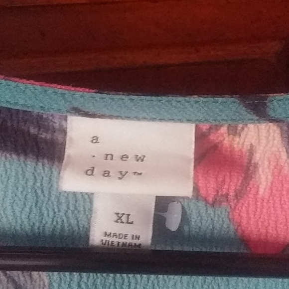 A New Day Ruffle Floral Faux Wrap Dress - Picture 4 of 7